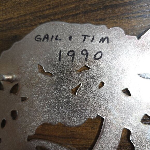 Vintage Holiday Wreath Trivet Silver plate Enamel By Wm. A. Rogers 1986 Japan - Picture 11 of 16